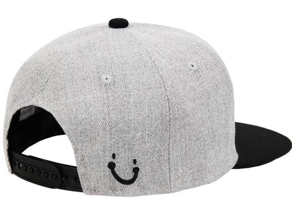 Flag Embroidered Football Cartoon Character Design Hip-Hop Sun Protection Hat for Men and Women Casual Personality Flat Brim Hat